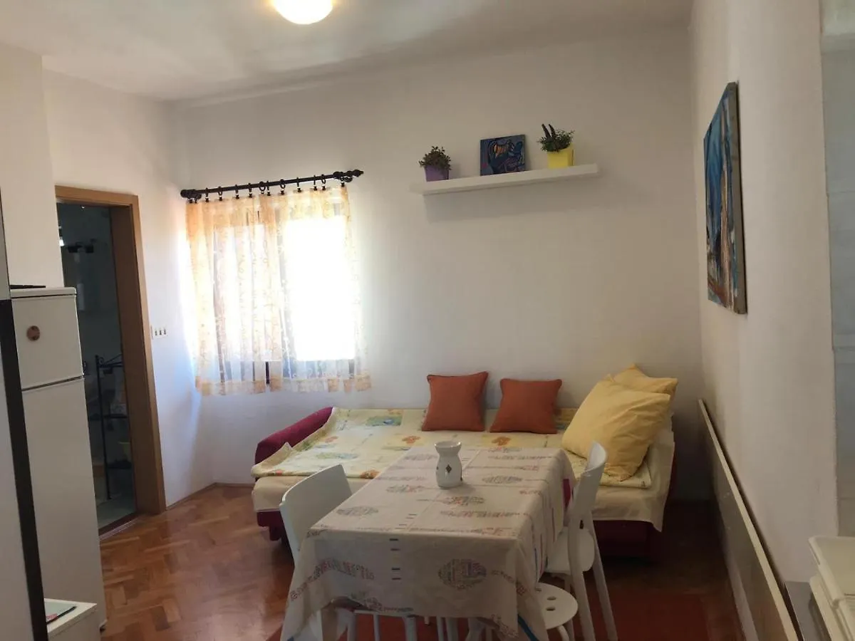 Apartments With A Parking Space Nin, Zadar - 14044 Croatia